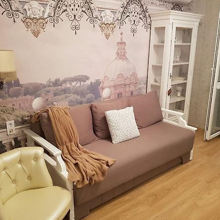 Comfort Apartment On Bogdanivska Street 7B Kiev Luaran gambar