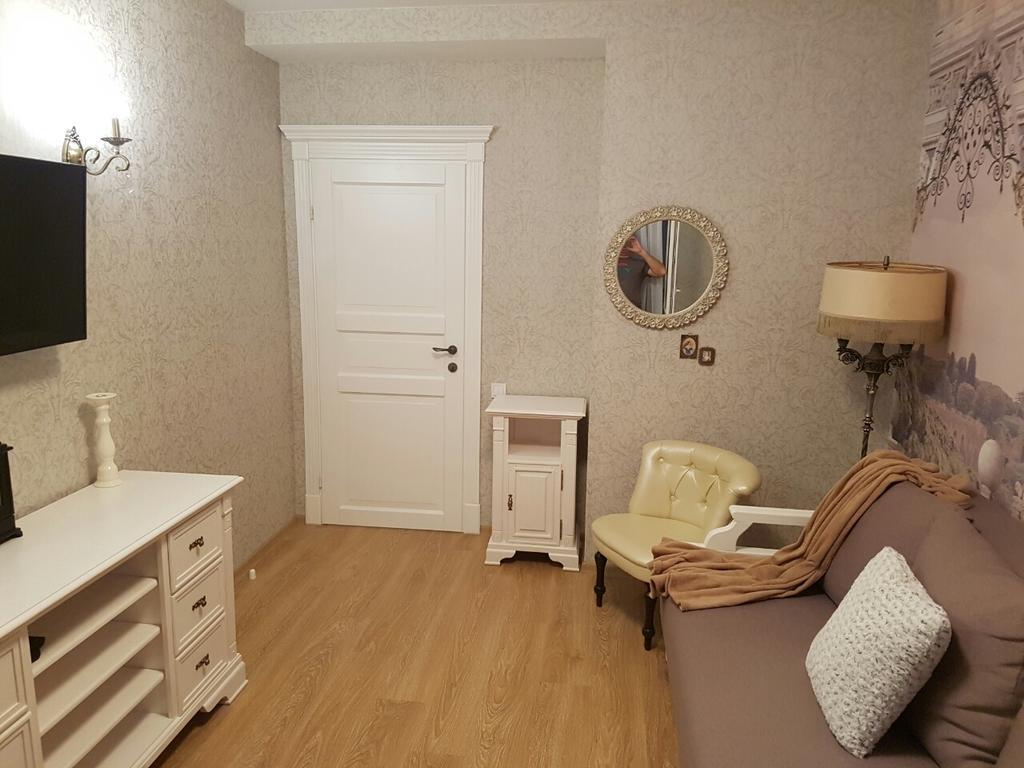 Comfort Apartment On Bogdanivska Street 7B Kiev Luaran gambar