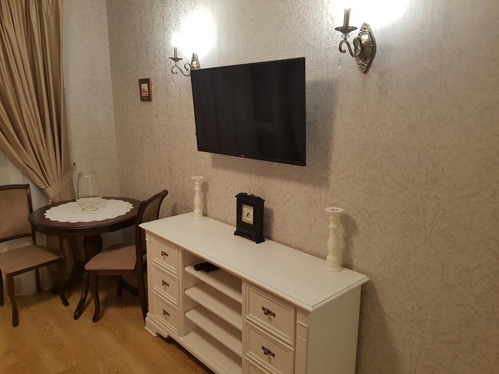 Comfort Apartment On Bogdanivska Street 7B Kiev Luaran gambar