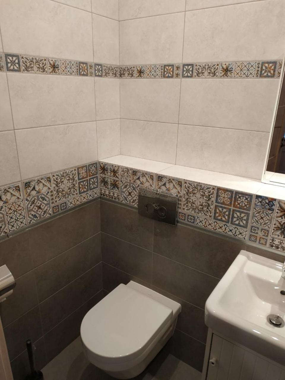 Comfort Apartment On Bogdanivska Street 7B Kiev Luaran gambar
