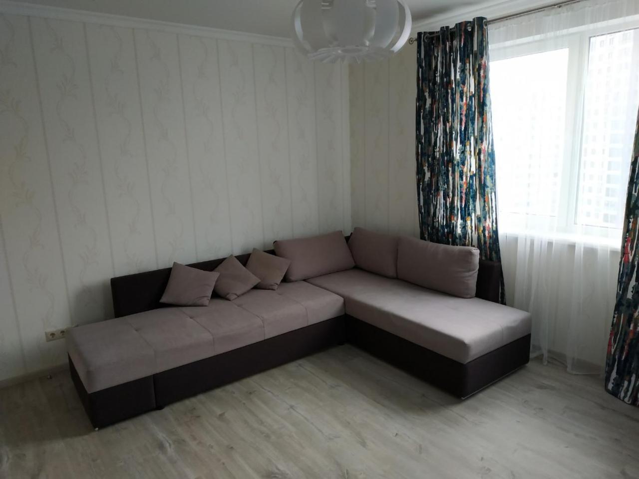 Comfort Apartment On Bogdanivska Street 7B Kiev Luaran gambar