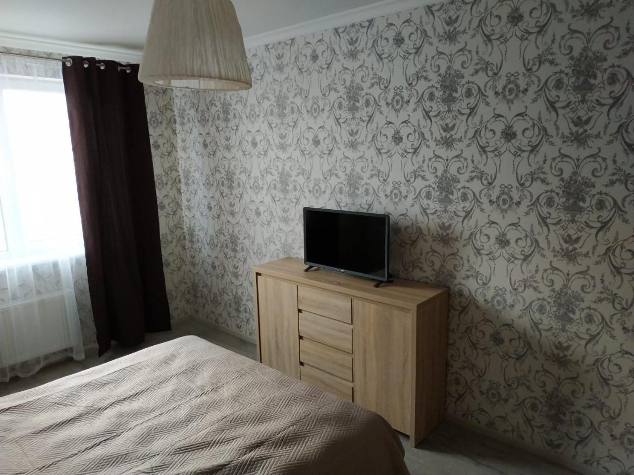 Comfort Apartment On Bogdanivska Street 7B Kiev Luaran gambar