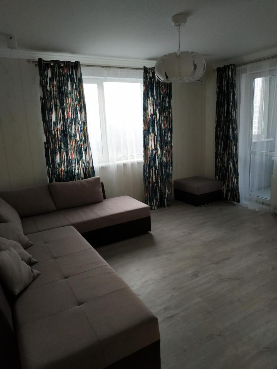 Comfort Apartment On Bogdanivska Street 7B Kiev Luaran gambar
